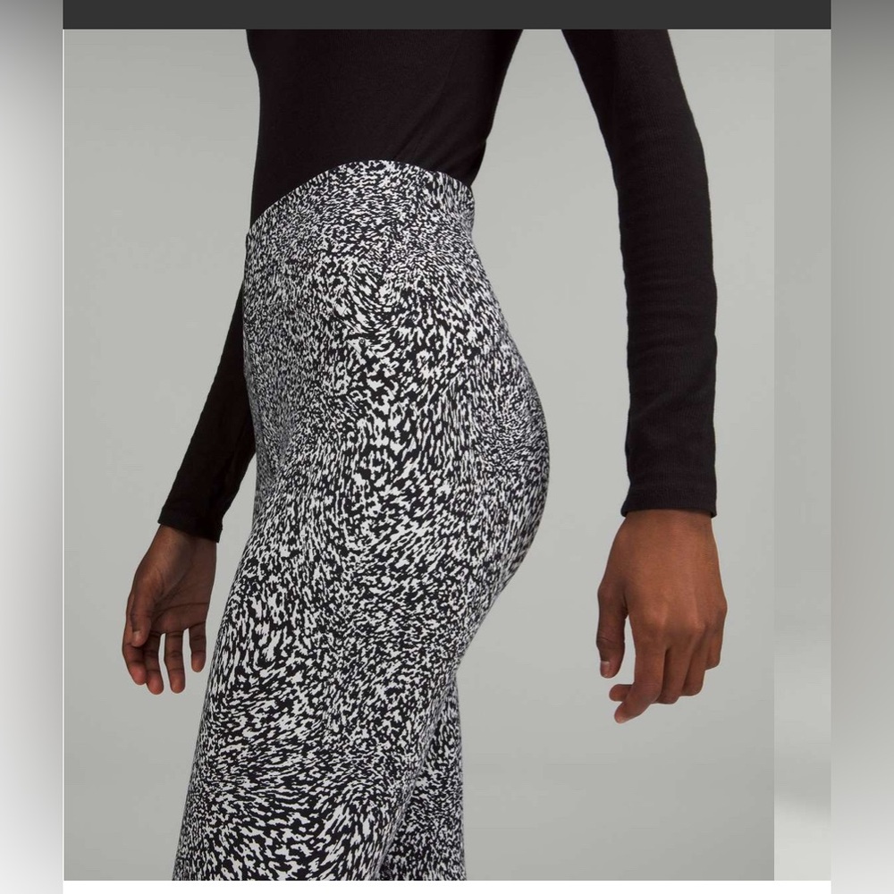 Lululemon Instill High Rise Leggings